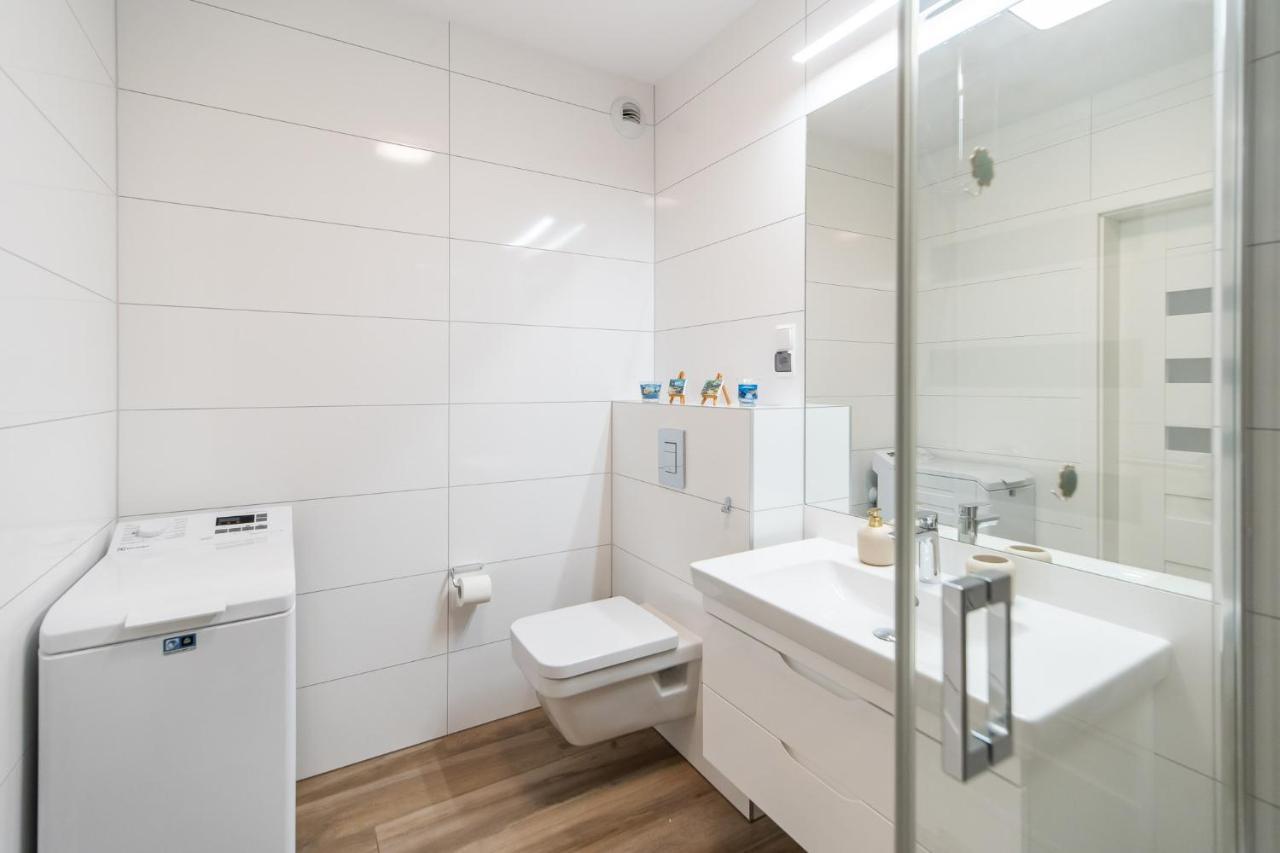 Apartamenty Fenomen - Baltic, Nadmorskie Tarasy, Free Parking, Swimming Pool, Sauna And Other! Kolobrzeg Luaran gambar